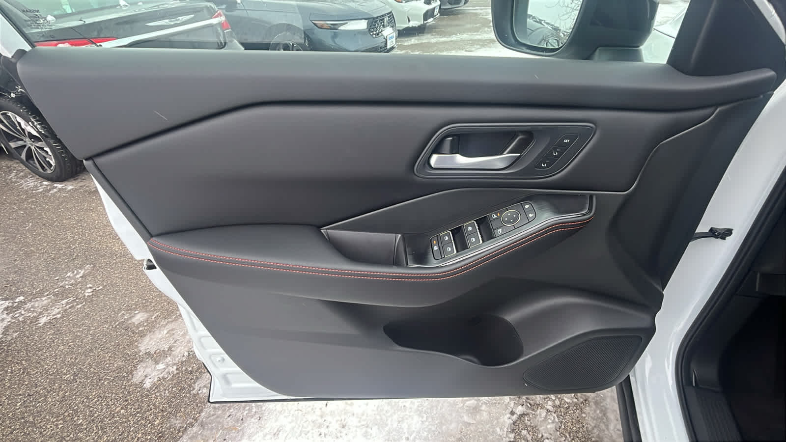 Thumbnail: 2026 Nissan Rogue - 14