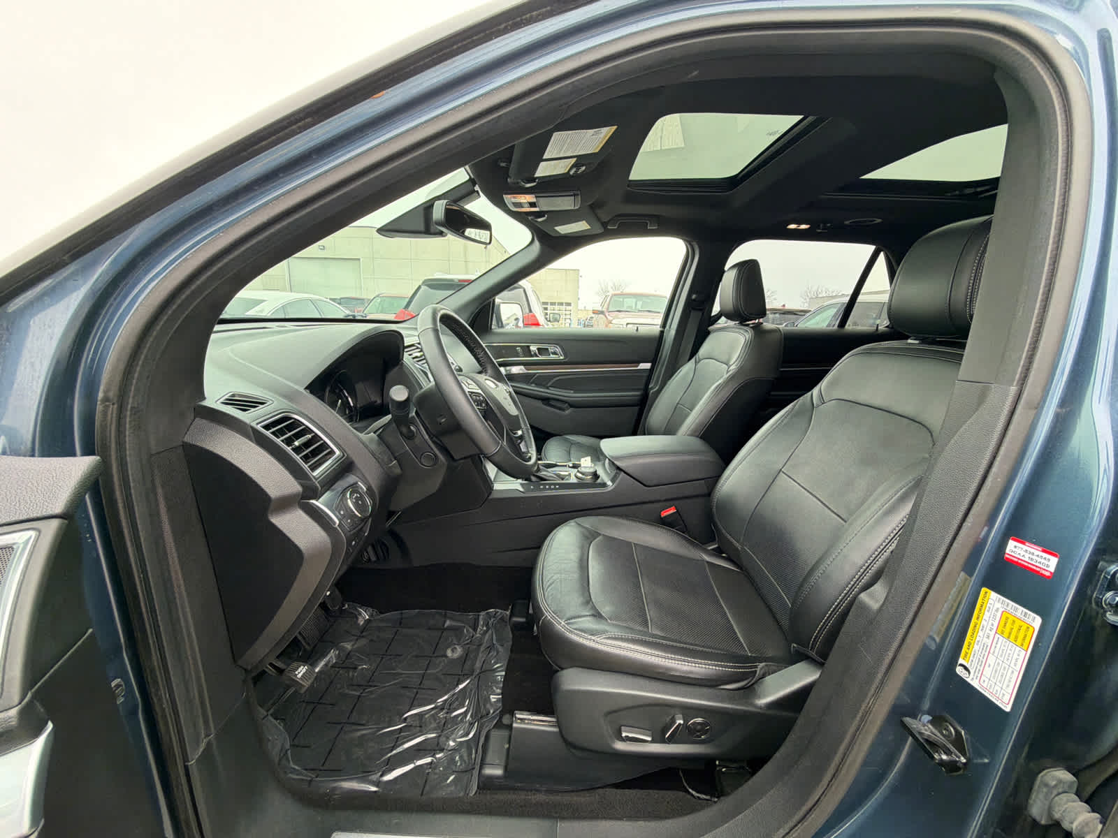 Thumbnail: 2018 Ford Explorer - 19