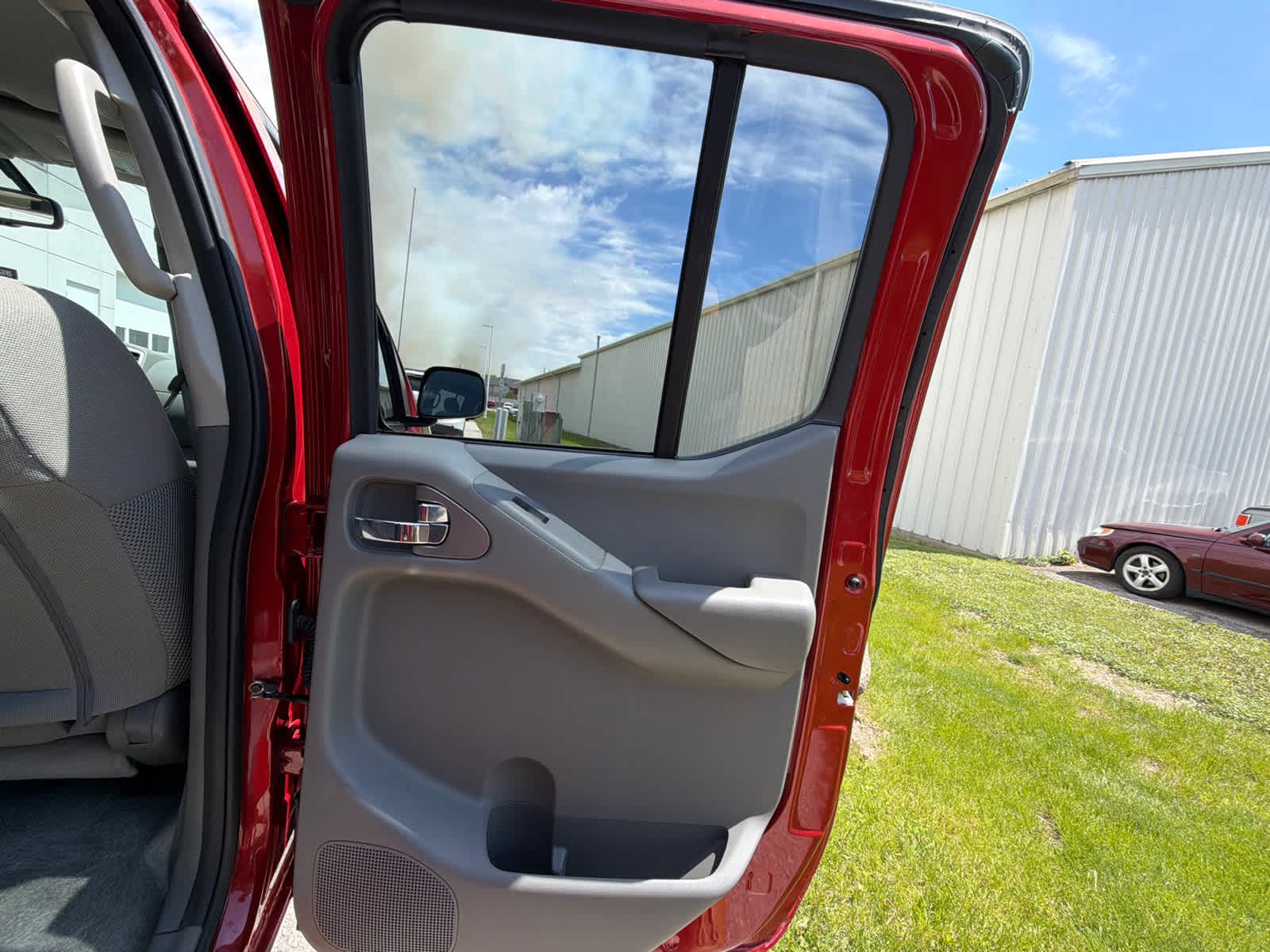 Thumbnail: 2018 Nissan Frontier - 9