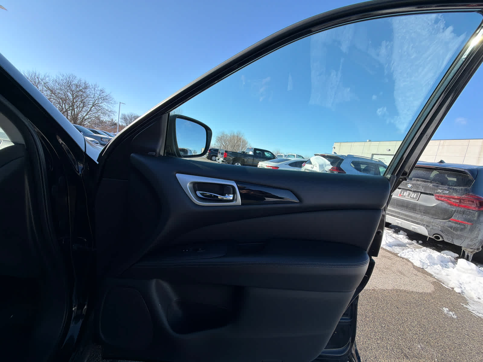 Thumbnail: 2020 Nissan Pathfinder - 7