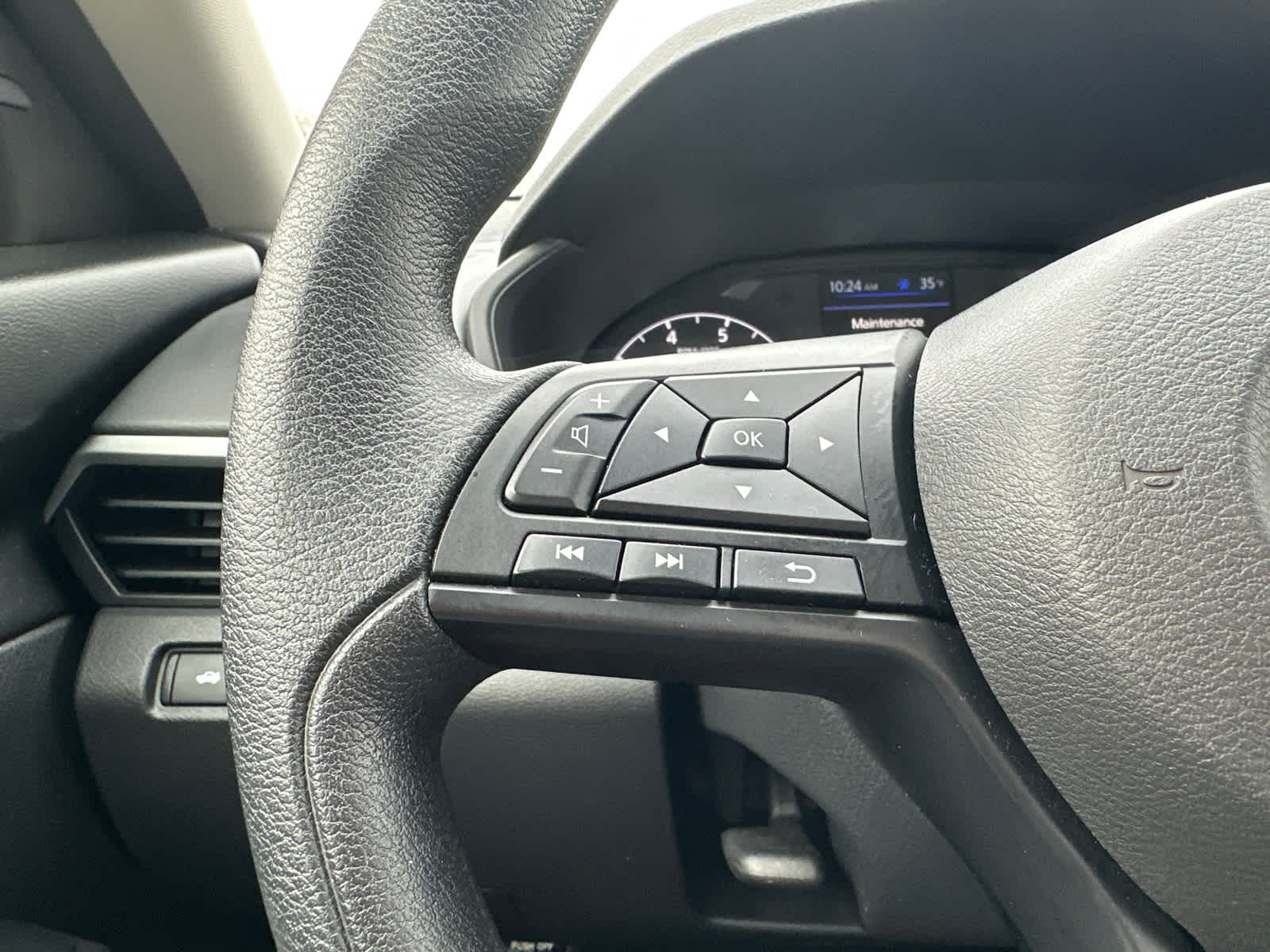 Thumbnail: 2023 Nissan Altima - 19