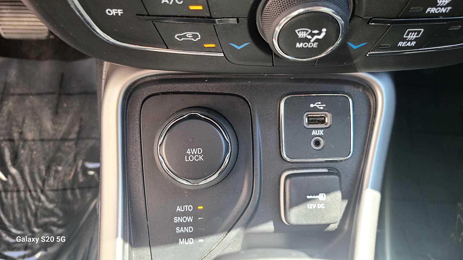 Thumbnail: 2018 Jeep Compass - 18