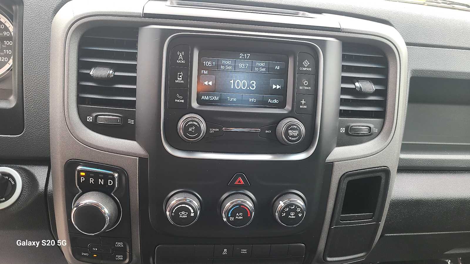 Thumbnail: 2019 RAM 1500 Classic - 11
