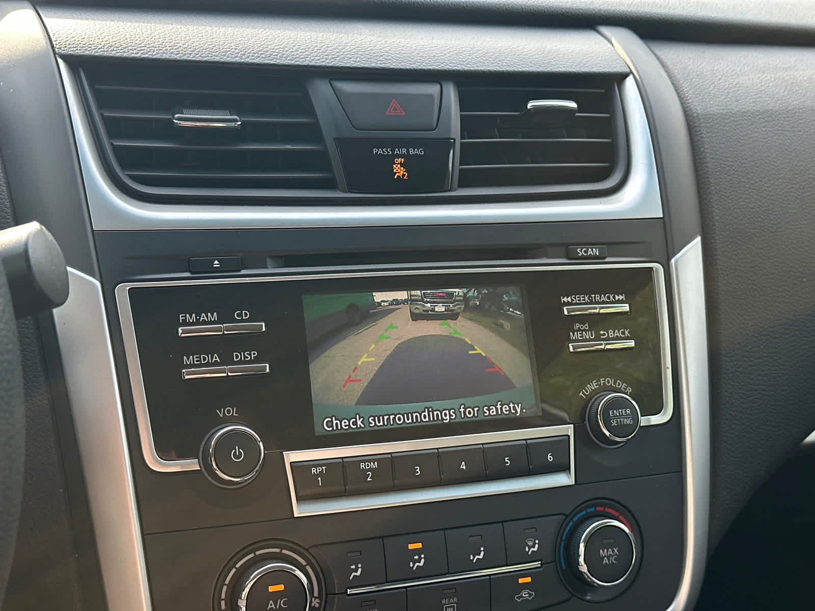2018 Nissan Altima S 17