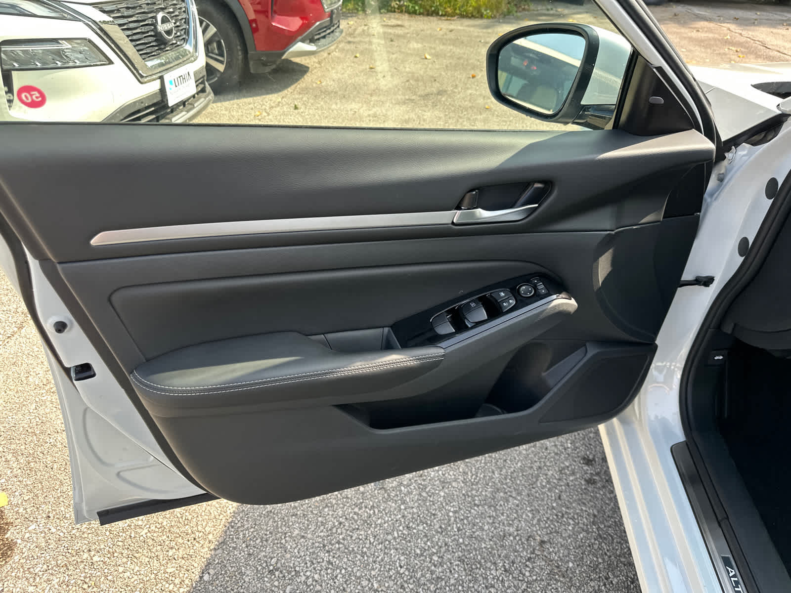 Thumbnail: 2025 Nissan Altima - 14