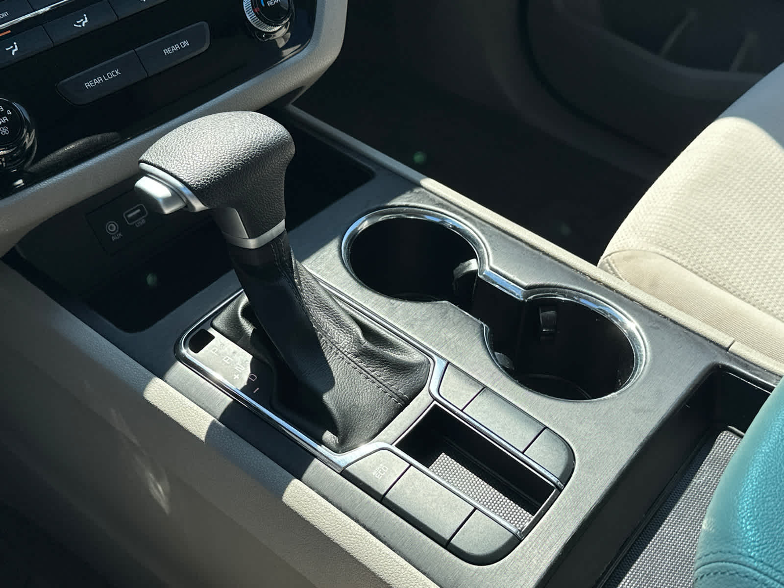 2021 Kia Sedona LX 18