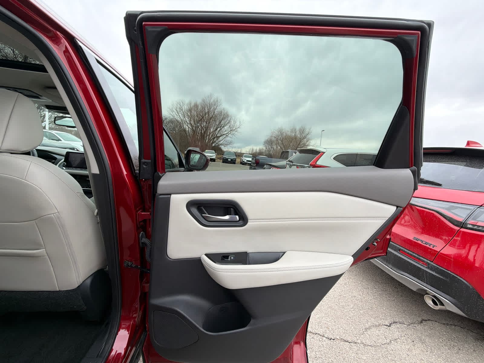 Thumbnail: 2023 Nissan Rogue - 10