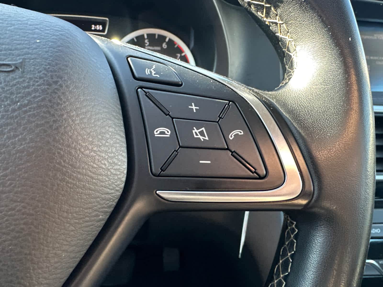 Thumbnail: 2019 INFINITI QX30 - 23