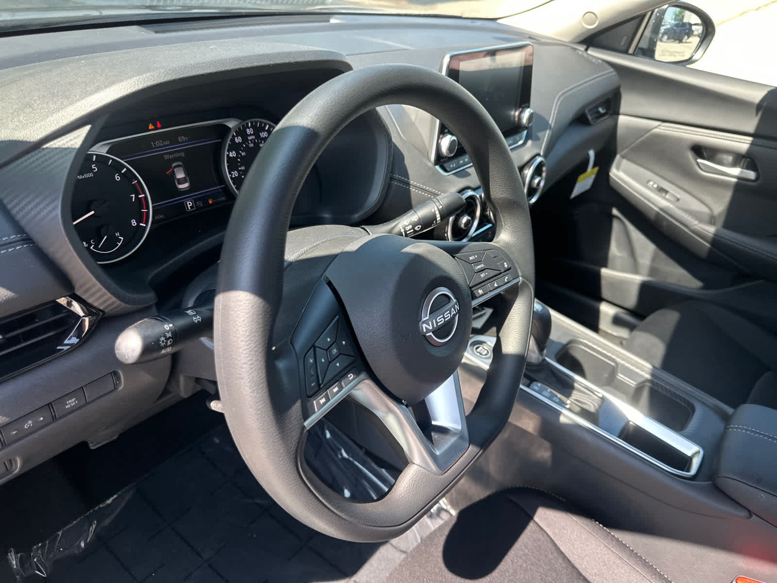 Thumbnail: 2025 Nissan Sentra - 18