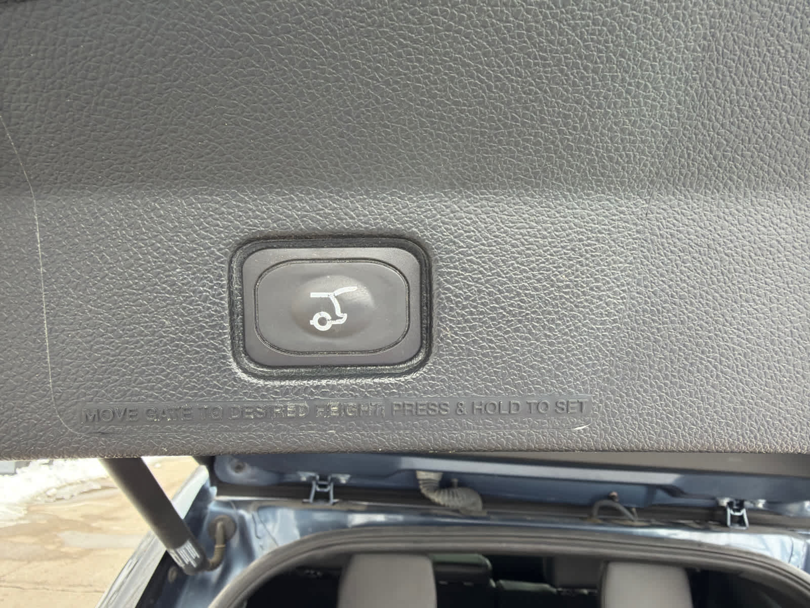 Thumbnail: 2018 Ford Explorer - 14