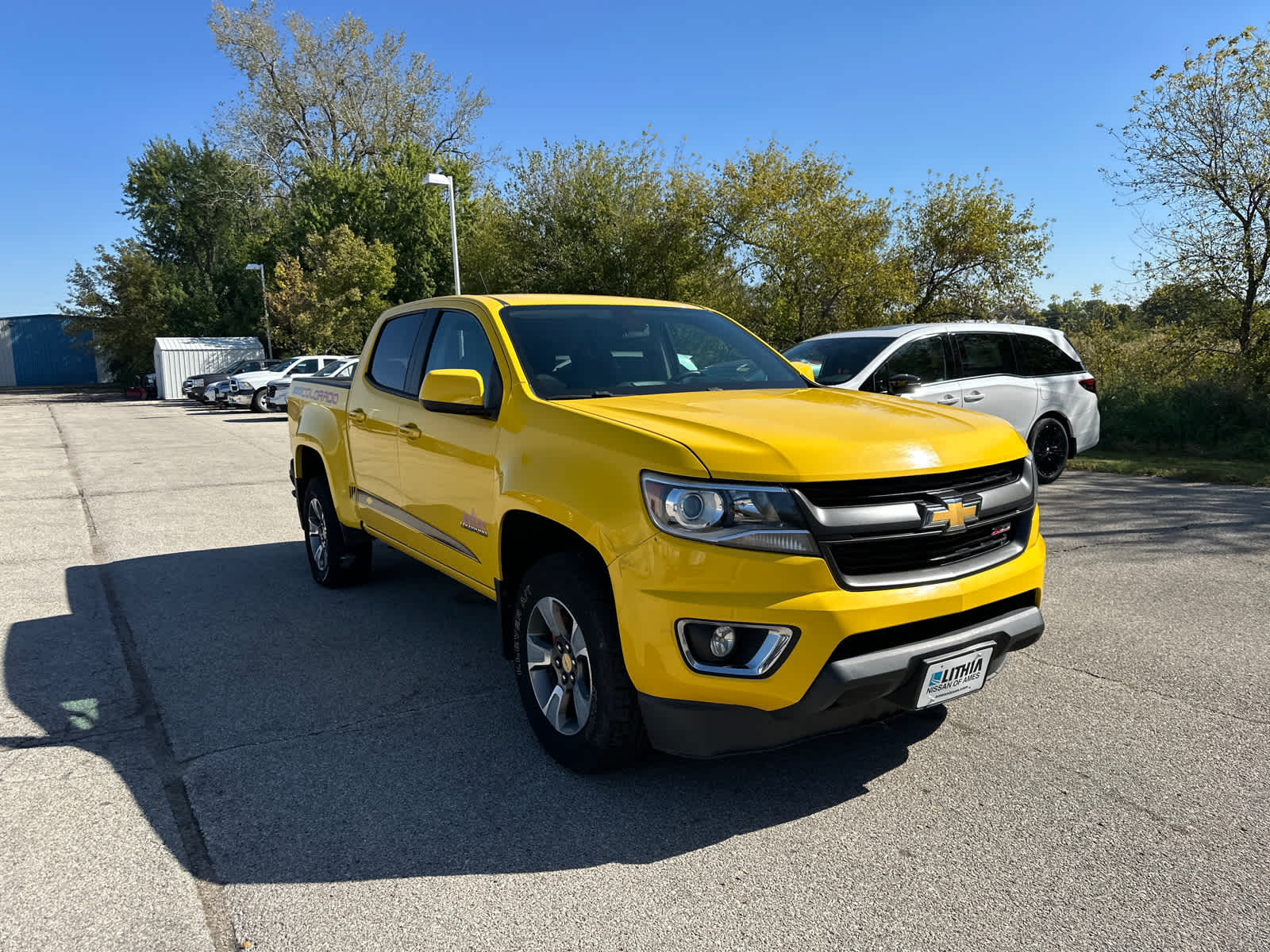 Thumbnail: 2015 Chevrolet Colorado - 4