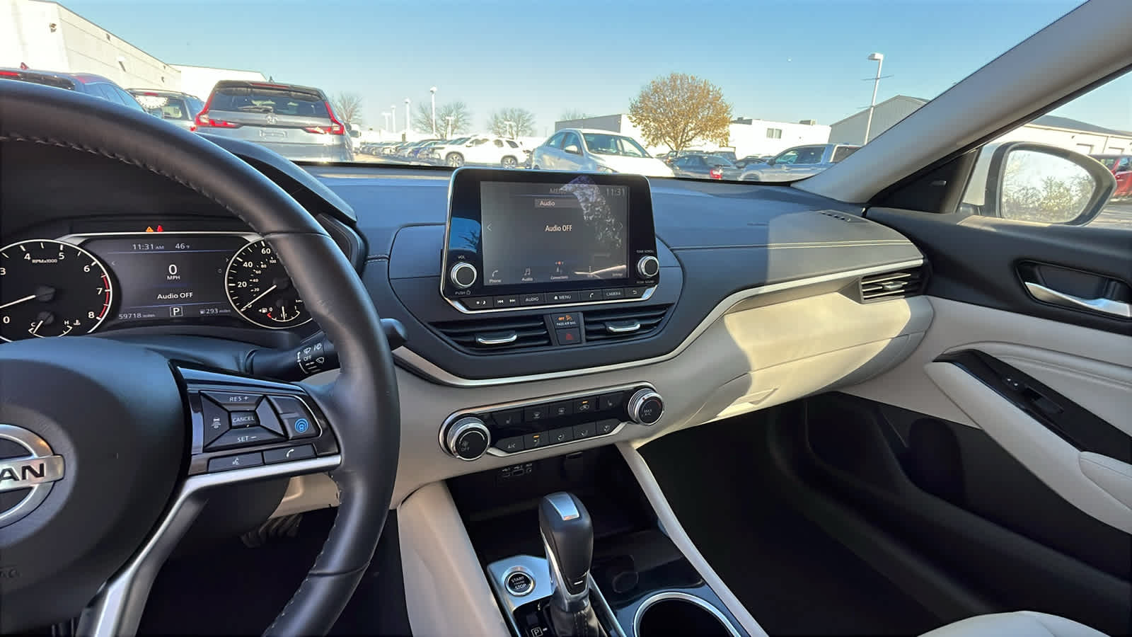 Thumbnail: 2022 Nissan Altima - 17