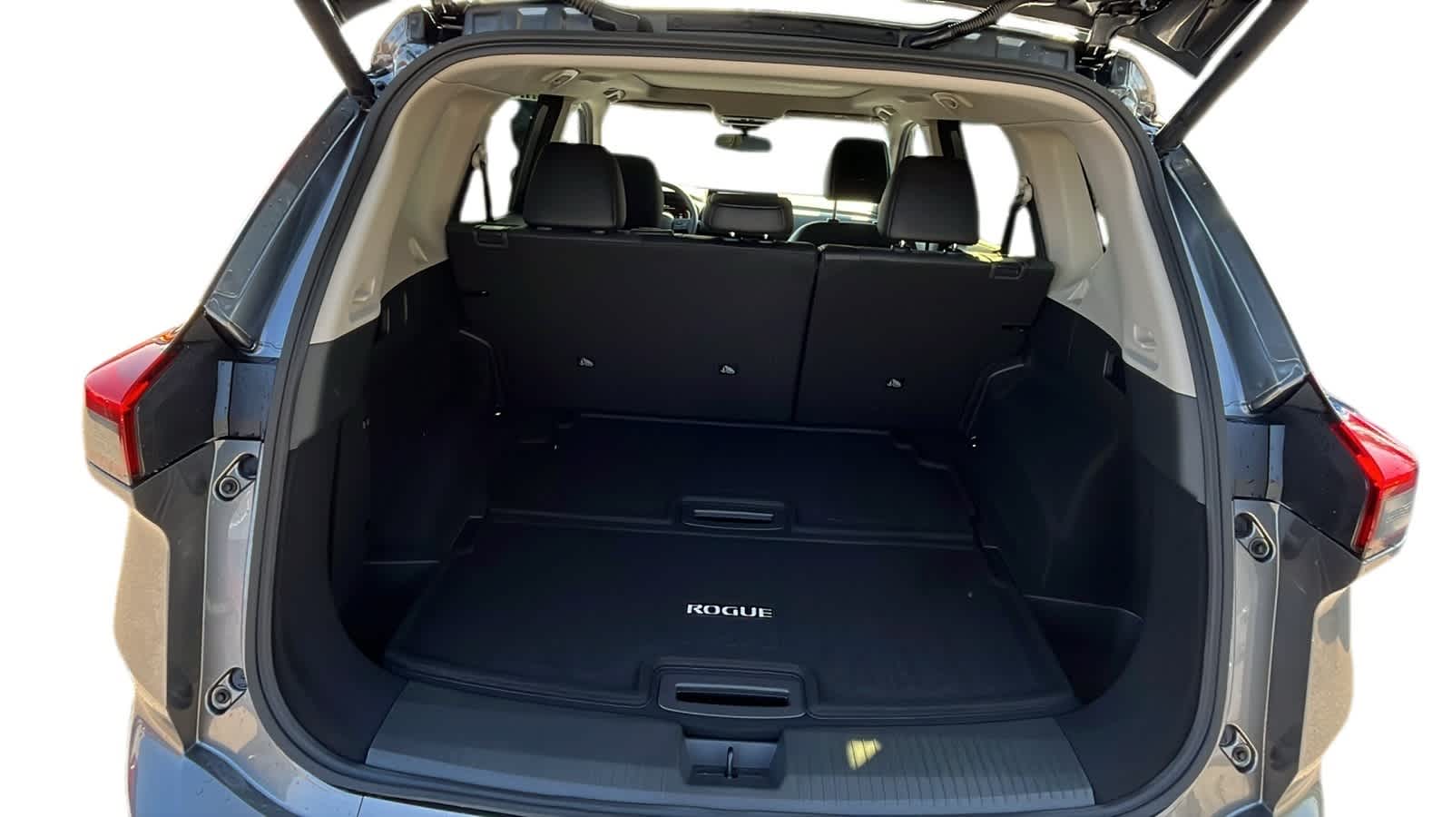 Thumbnail: 2026 Nissan Rogue - 6