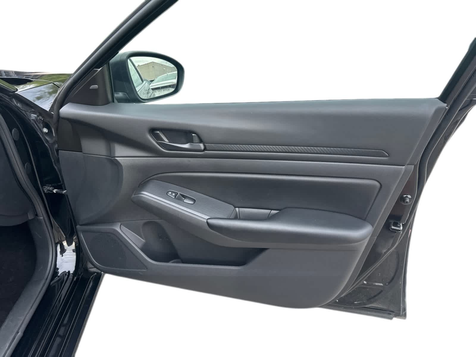 Thumbnail: 2024 Nissan Altima - 5