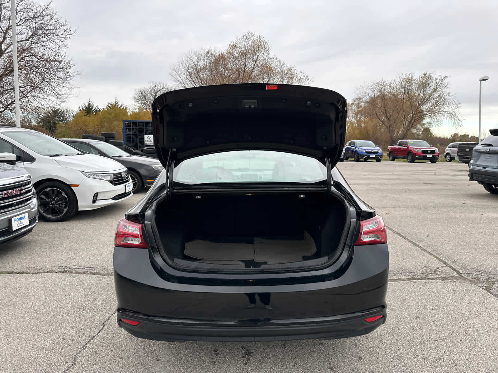 Thumbnail: 2019 Chevrolet Malibu - 9