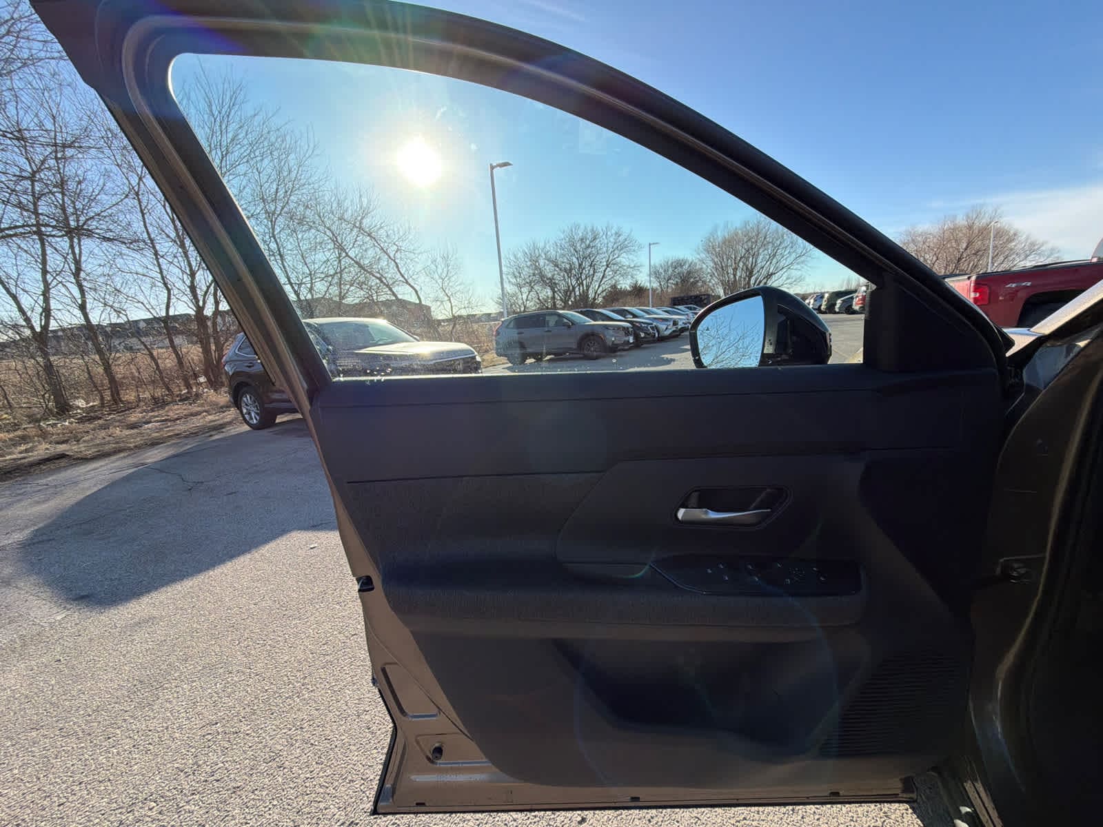 Thumbnail: 2026 Nissan Kicks - 15