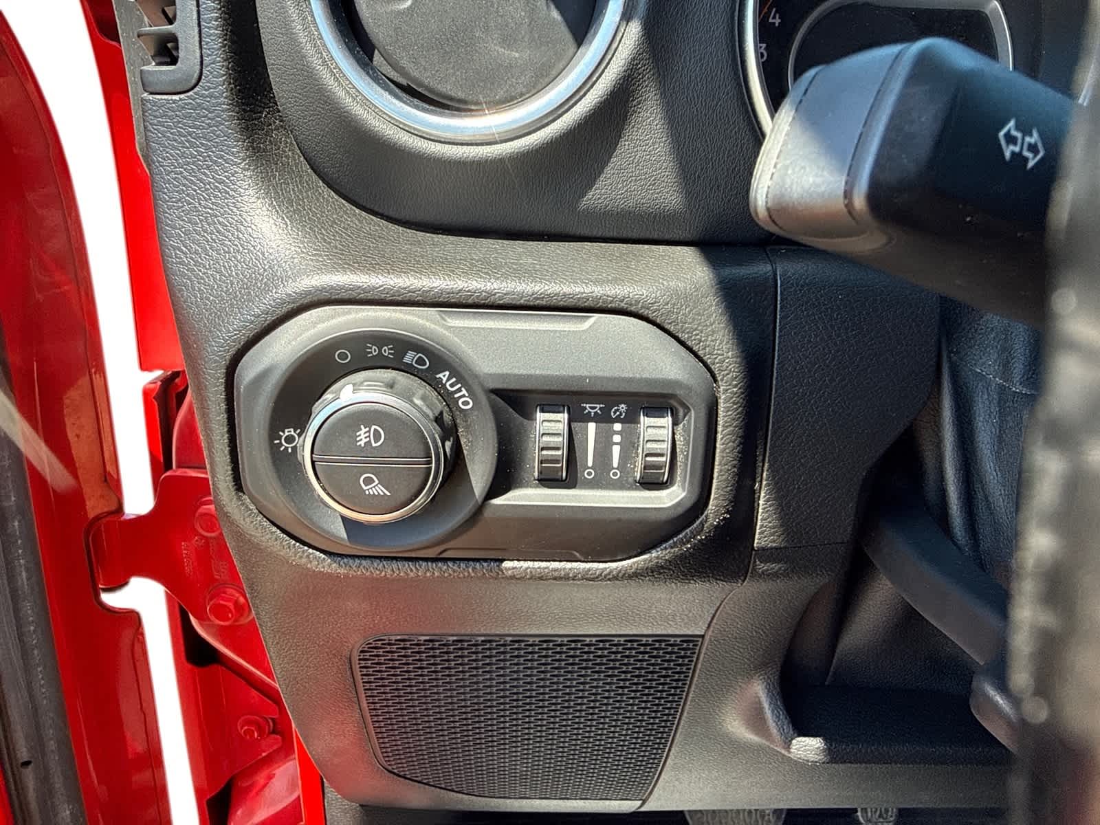 Thumbnail: 2022 Jeep Gladiator - 15