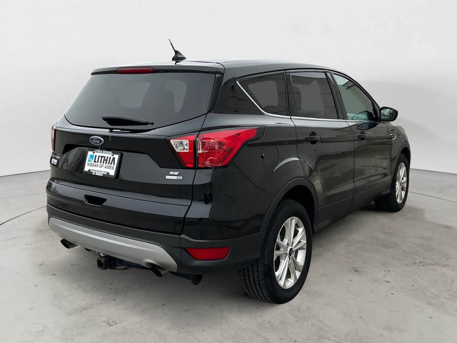 Thumbnail: 2019 Ford Escape - 3
