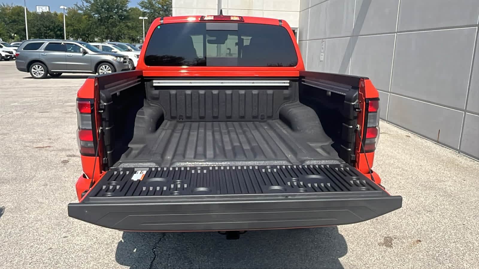 Thumbnail: 2025 Nissan Frontier - 7