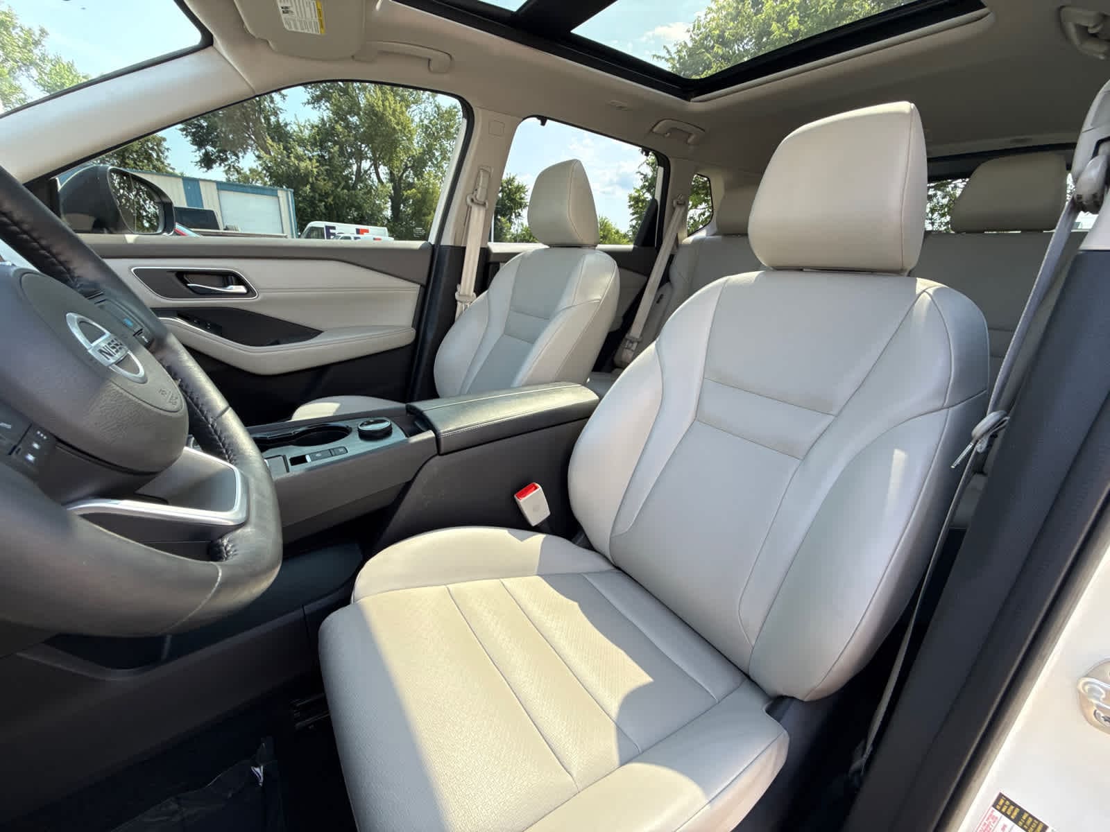 Thumbnail: 2021 Nissan Rogue - 23