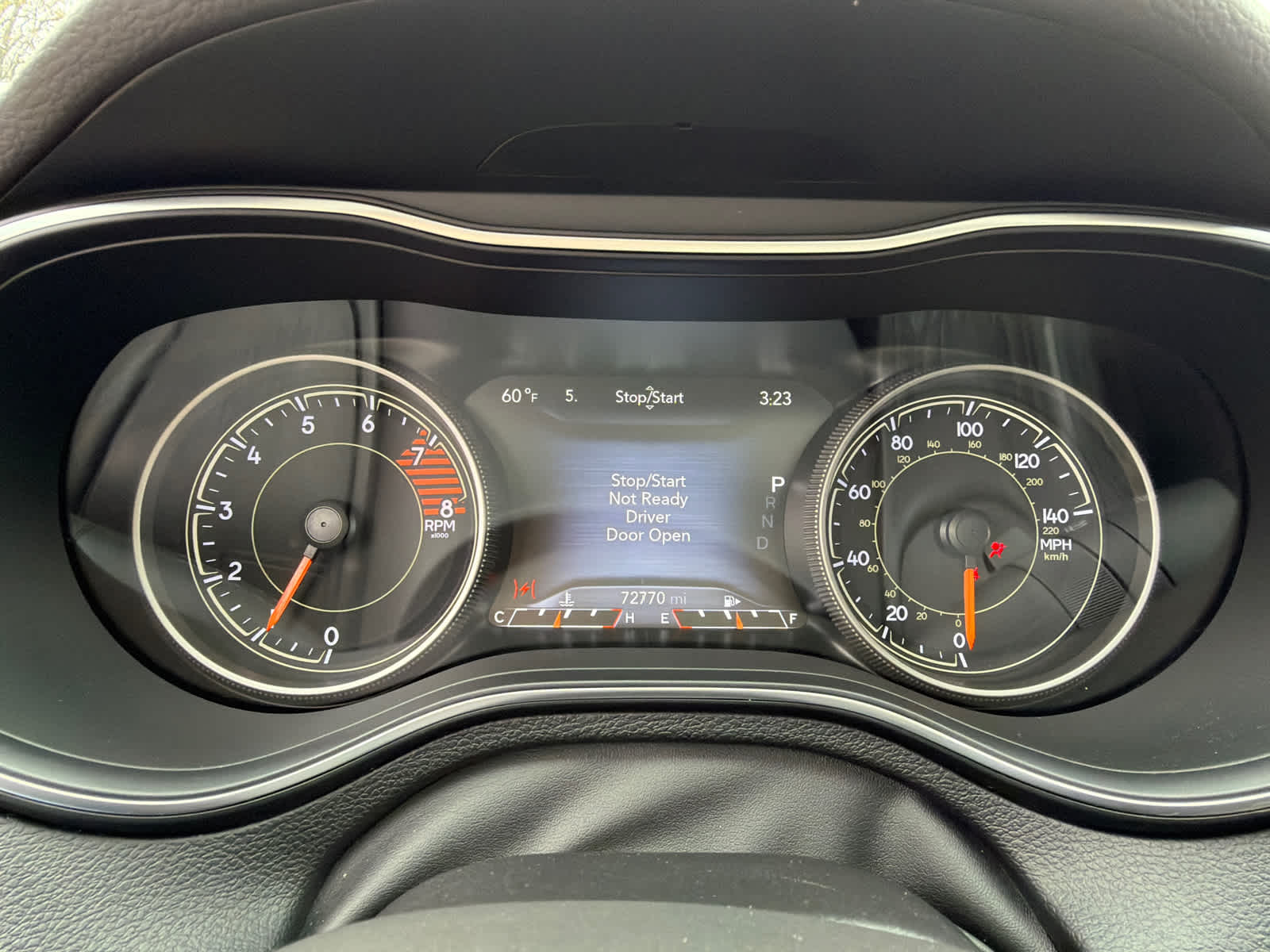 Thumbnail: 2019 Jeep Cherokee - 23