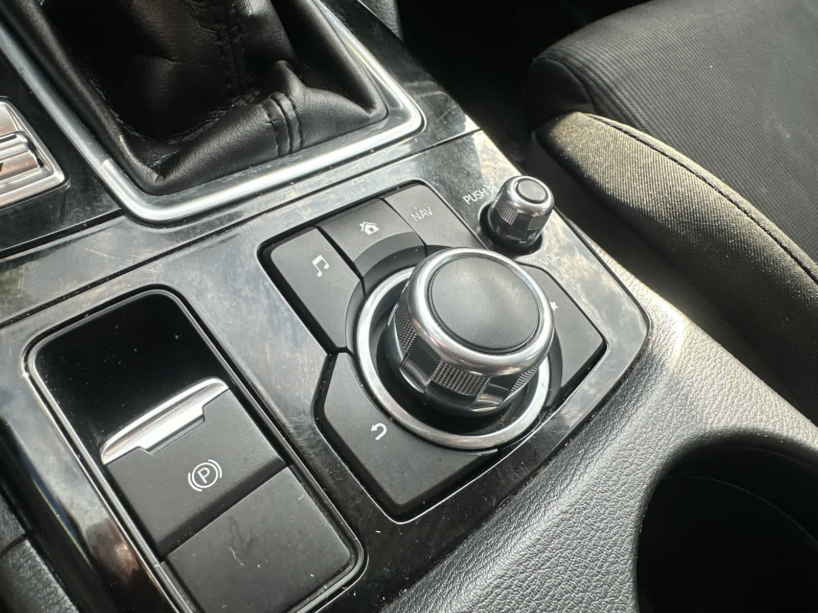 Thumbnail: 2016 Mazda CX-5 - 23