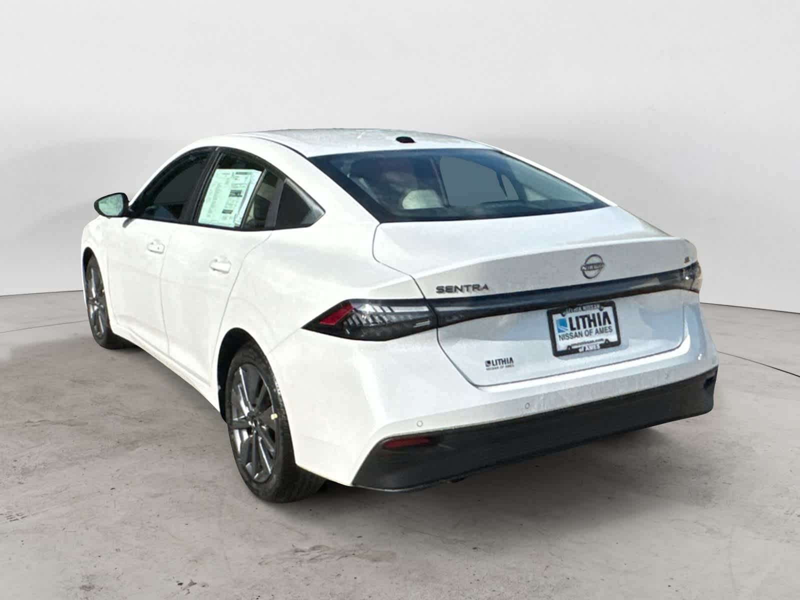 Thumbnail: 2026 Nissan Sentra - 3