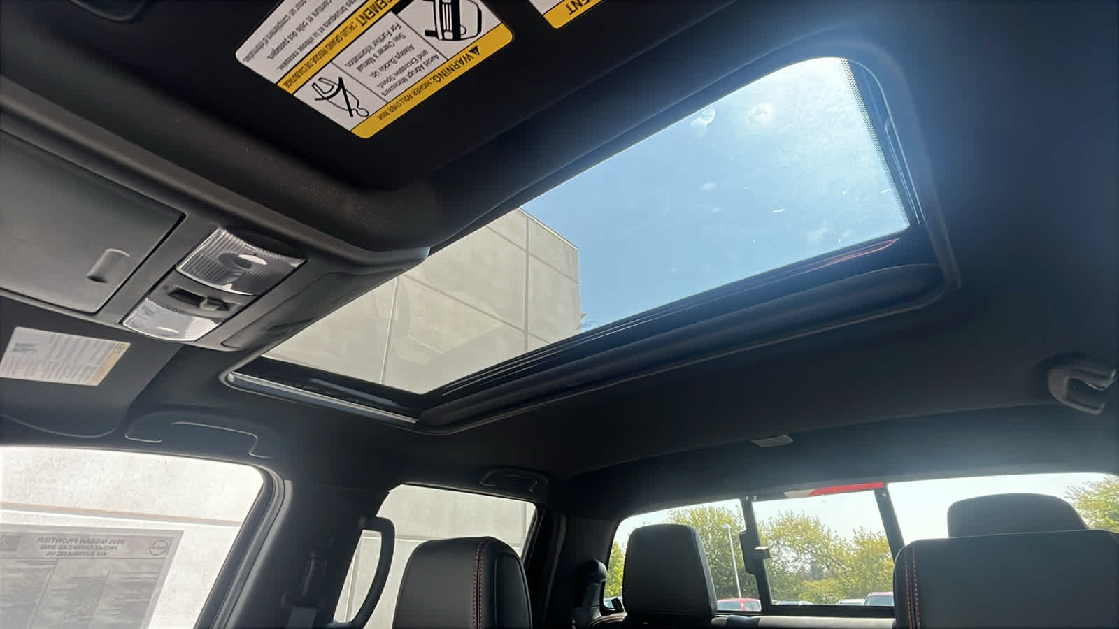 Thumbnail: 2025 Nissan Frontier - 22