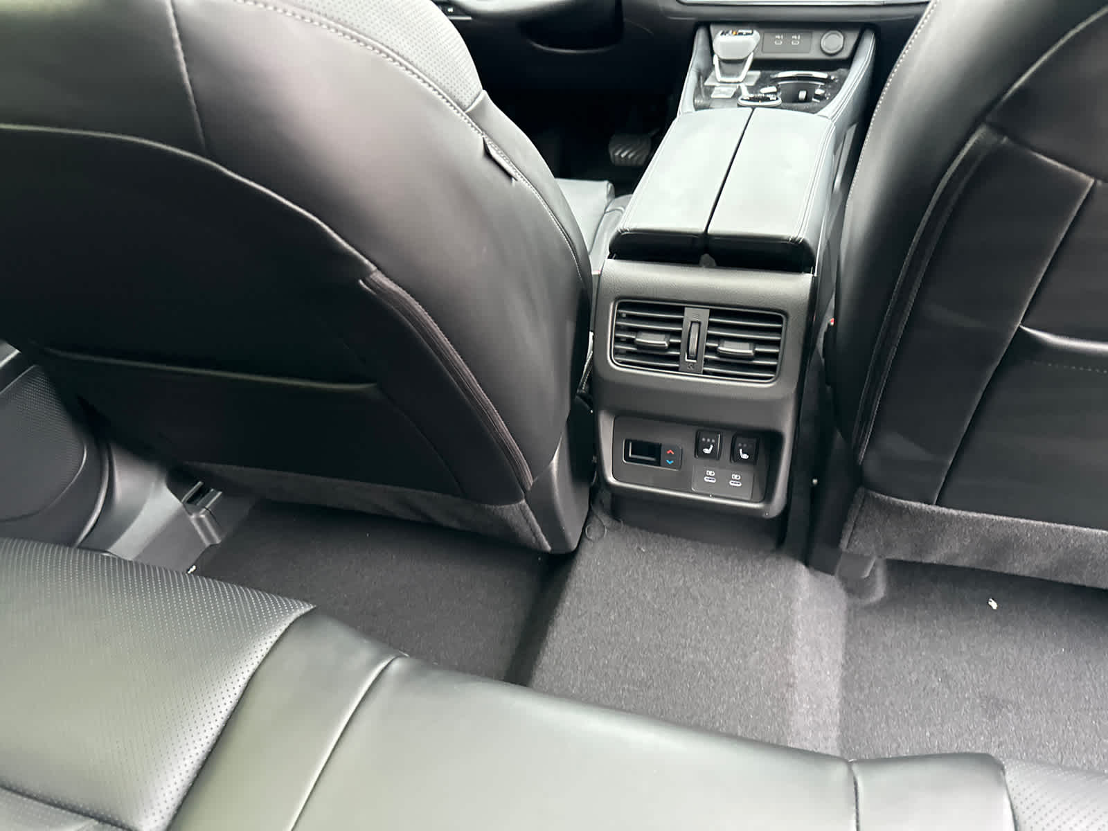 Thumbnail: 2026 Nissan Rogue - 10