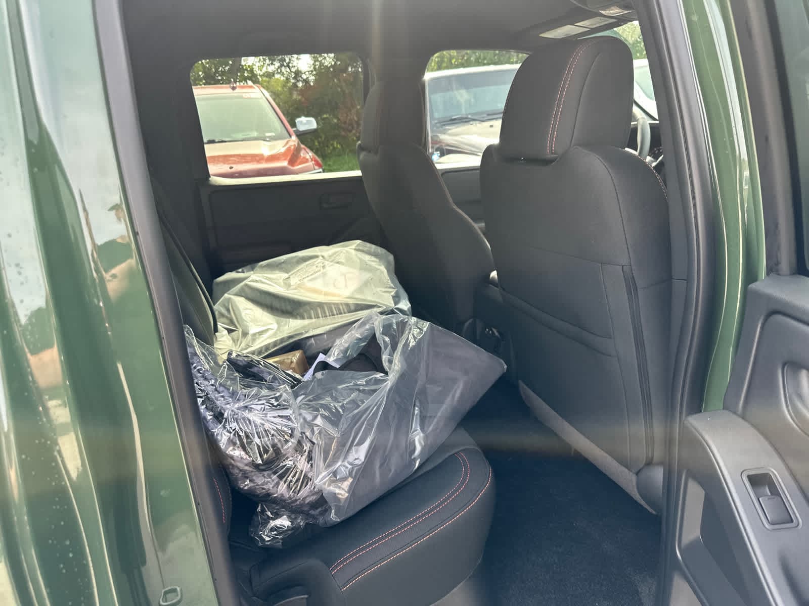 Thumbnail: 2026 Nissan Frontier - 9