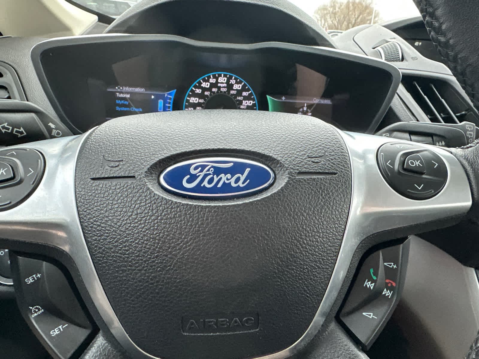 Thumbnail: 2016 Ford C-Max - 17