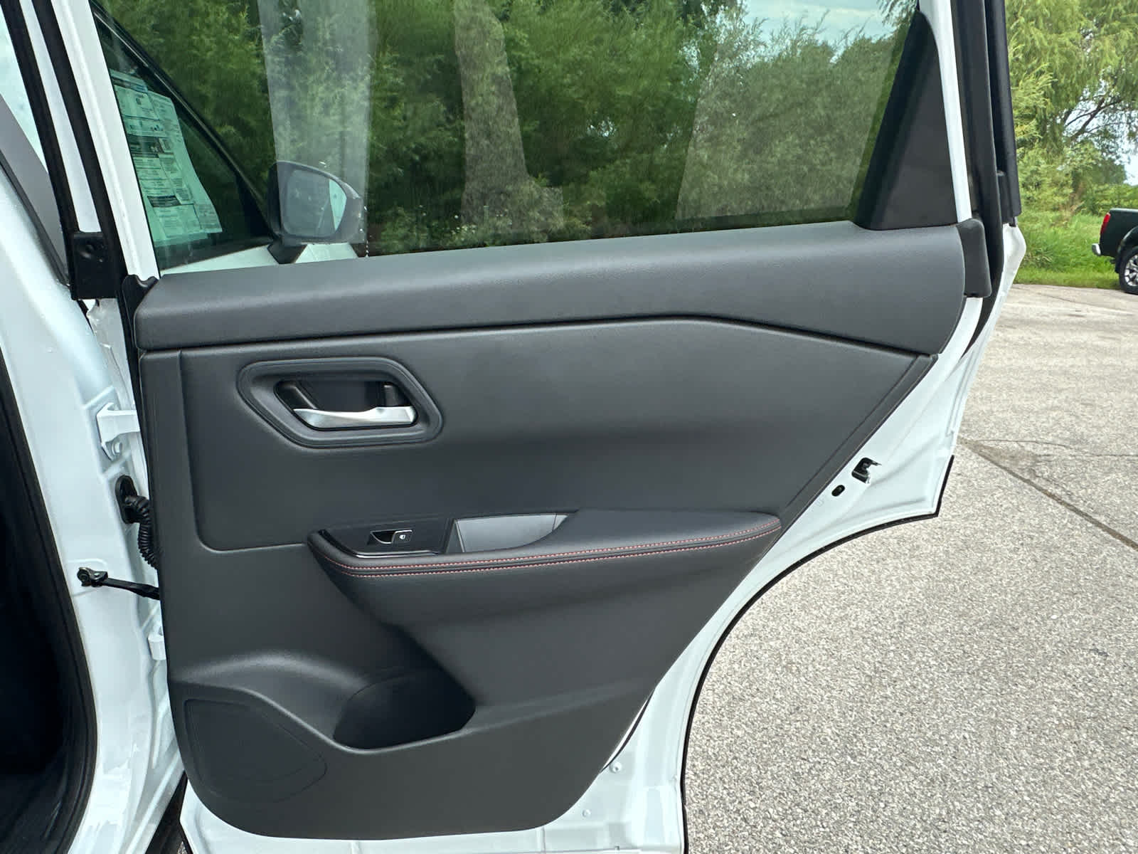 Thumbnail: 2026 Nissan Rogue - 9