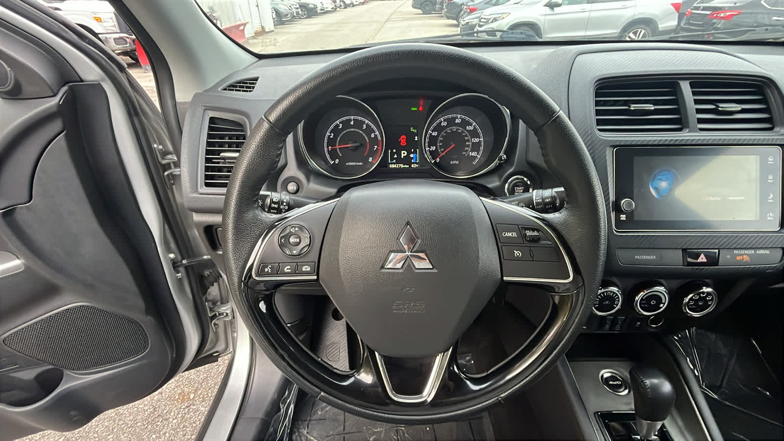 Thumbnail: 2019 Mitsubishi Outlander Sport - 15