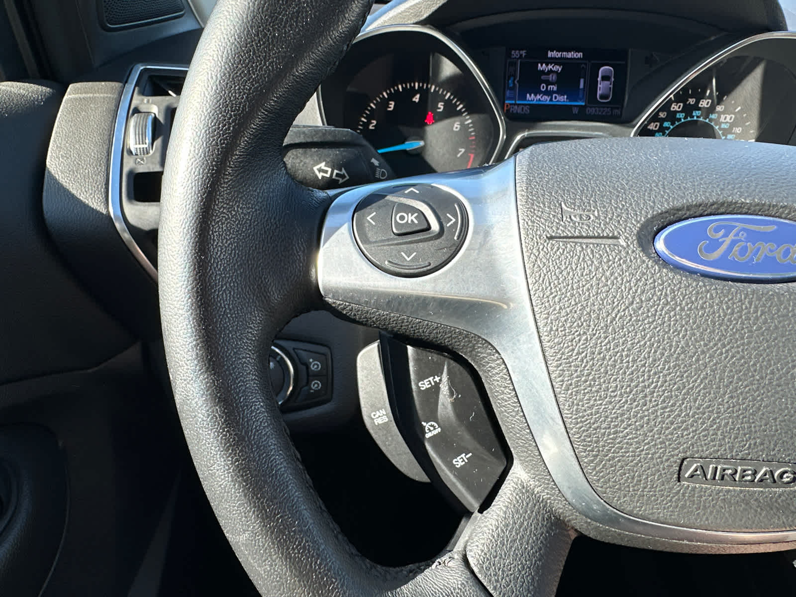 Thumbnail: 2013 Ford Escape - 20