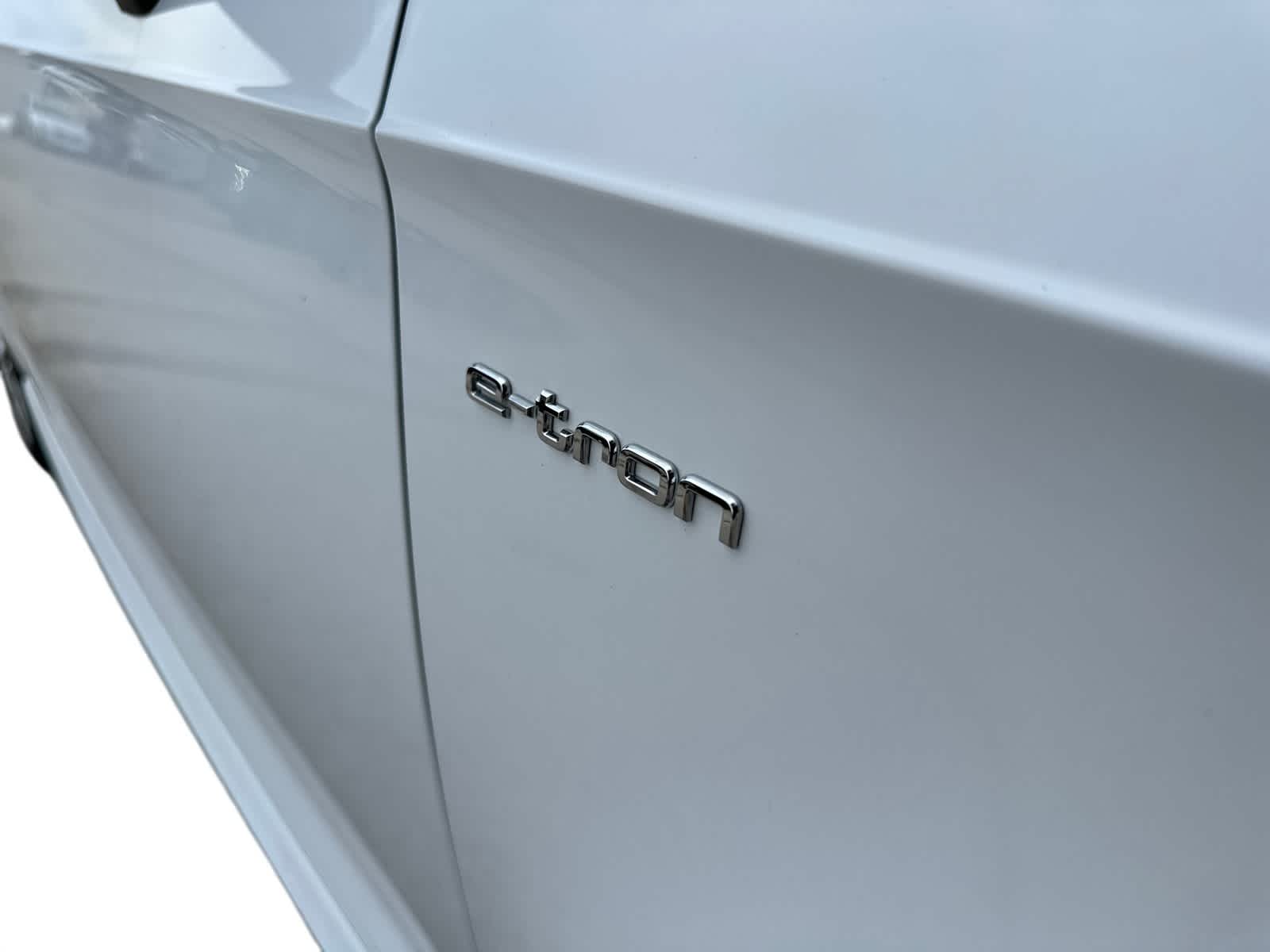 Thumbnail: 2016 Audi A3 e-tron - 5