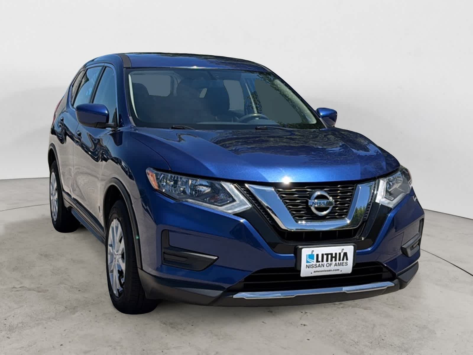 Thumbnail: 2017 Nissan Rogue - 6