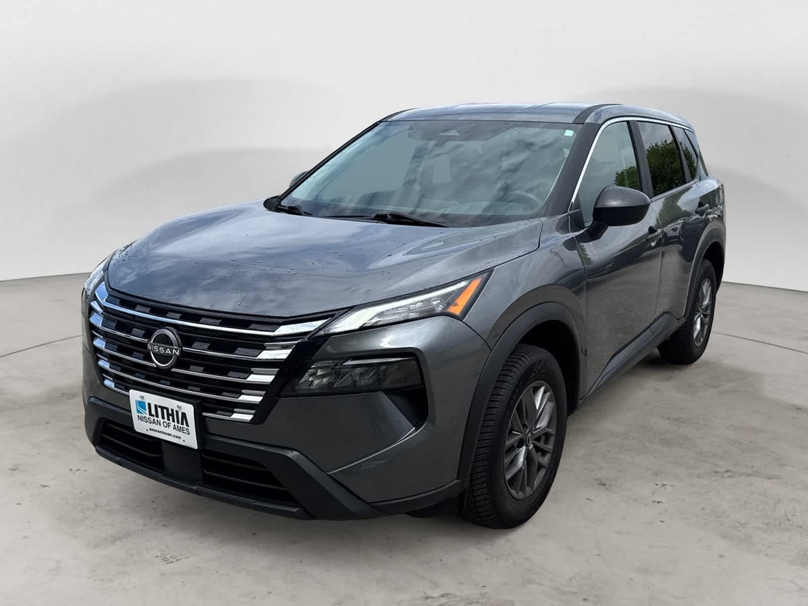2024 Nissan Rogue S AWD's photo