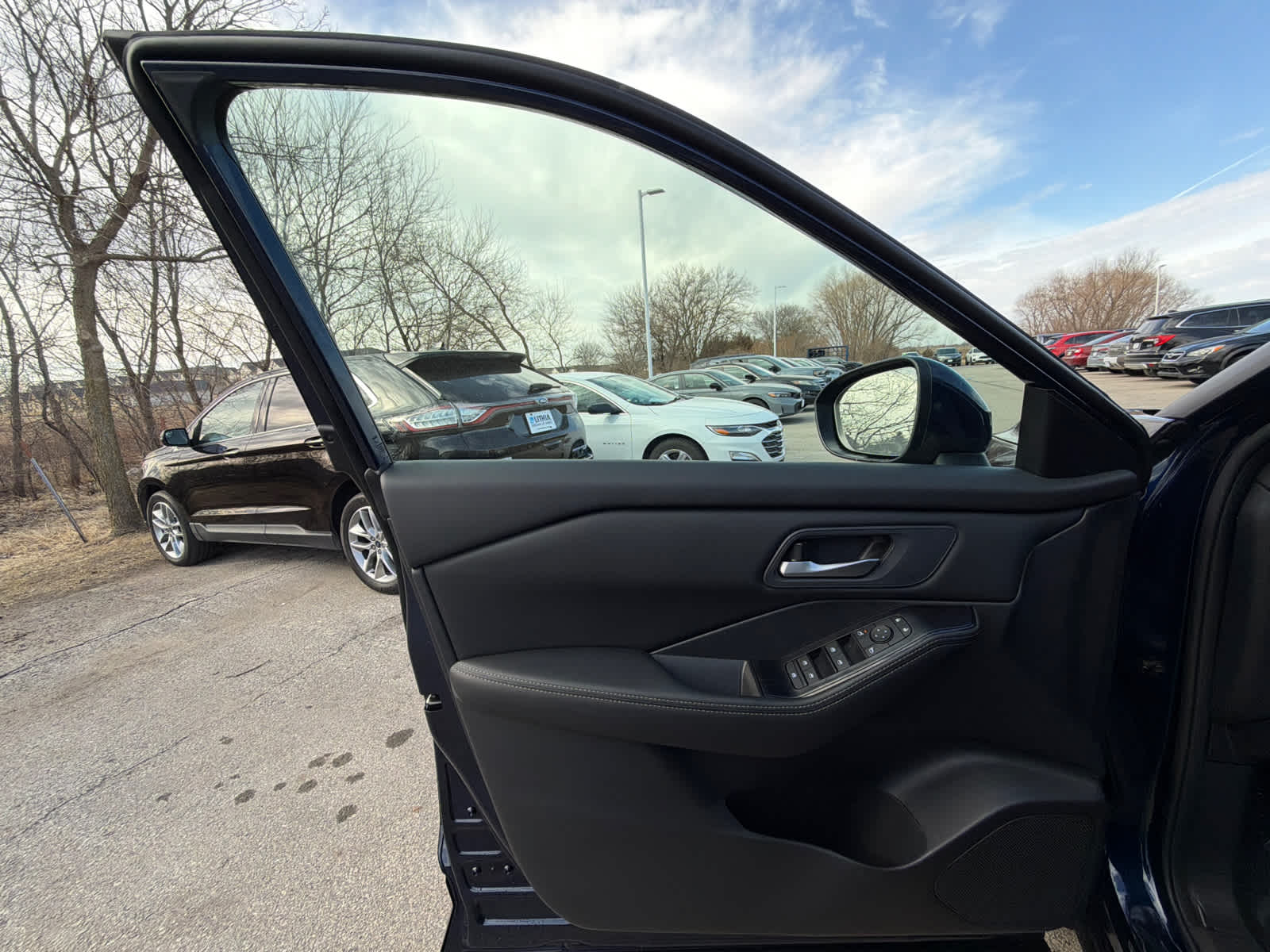 Thumbnail: 2026 Nissan Rogue - 16