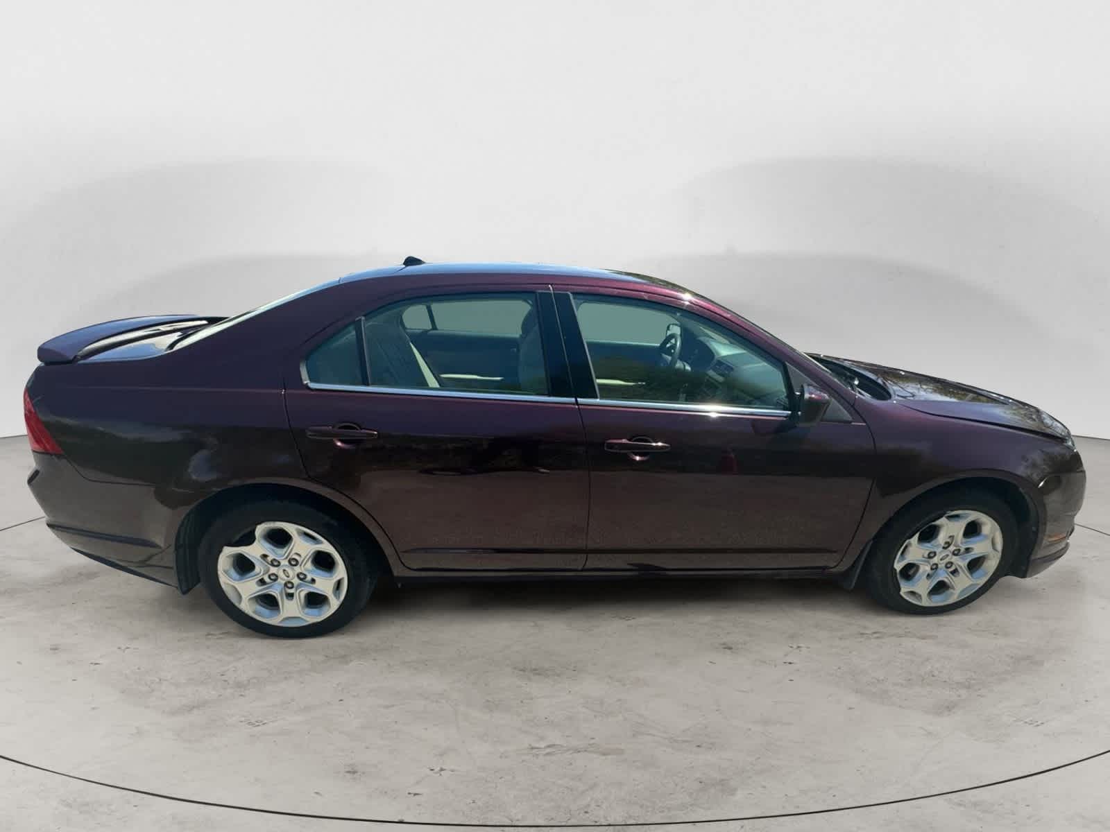 Thumbnail: 2011 Ford Fusion - 6