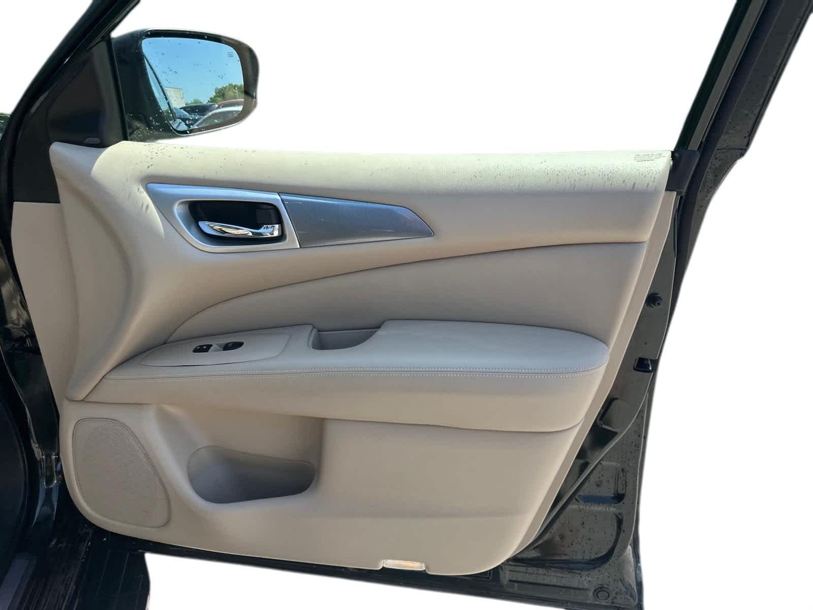 Thumbnail: 2018 Nissan Pathfinder - 5