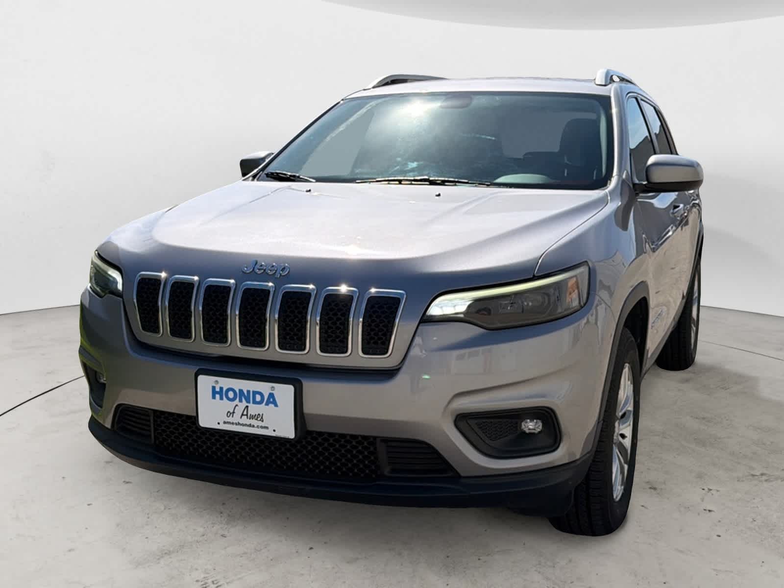 Thumbnail: 2019 Jeep Cherokee - 1