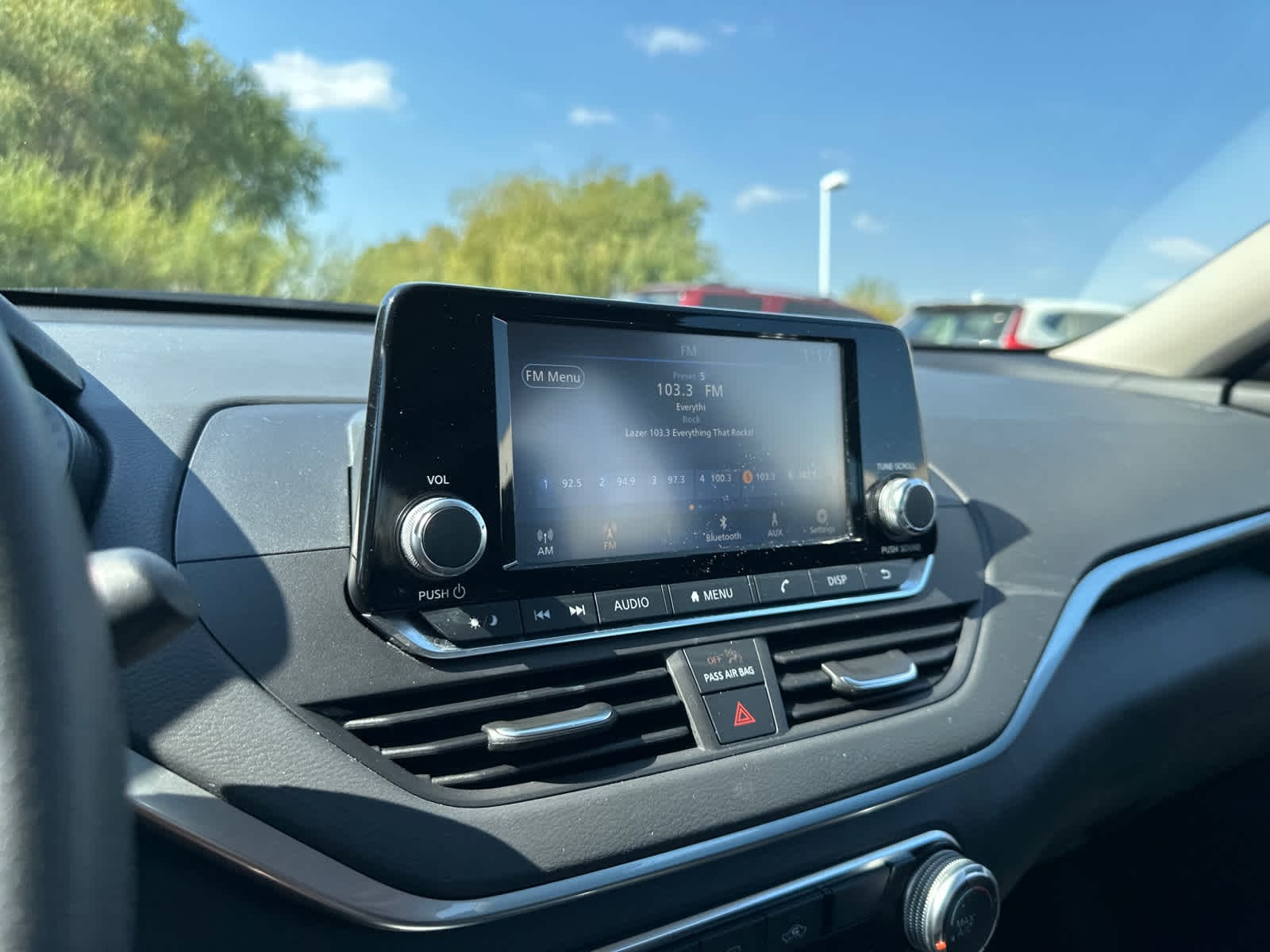 Thumbnail: 2022 Nissan Altima - 23