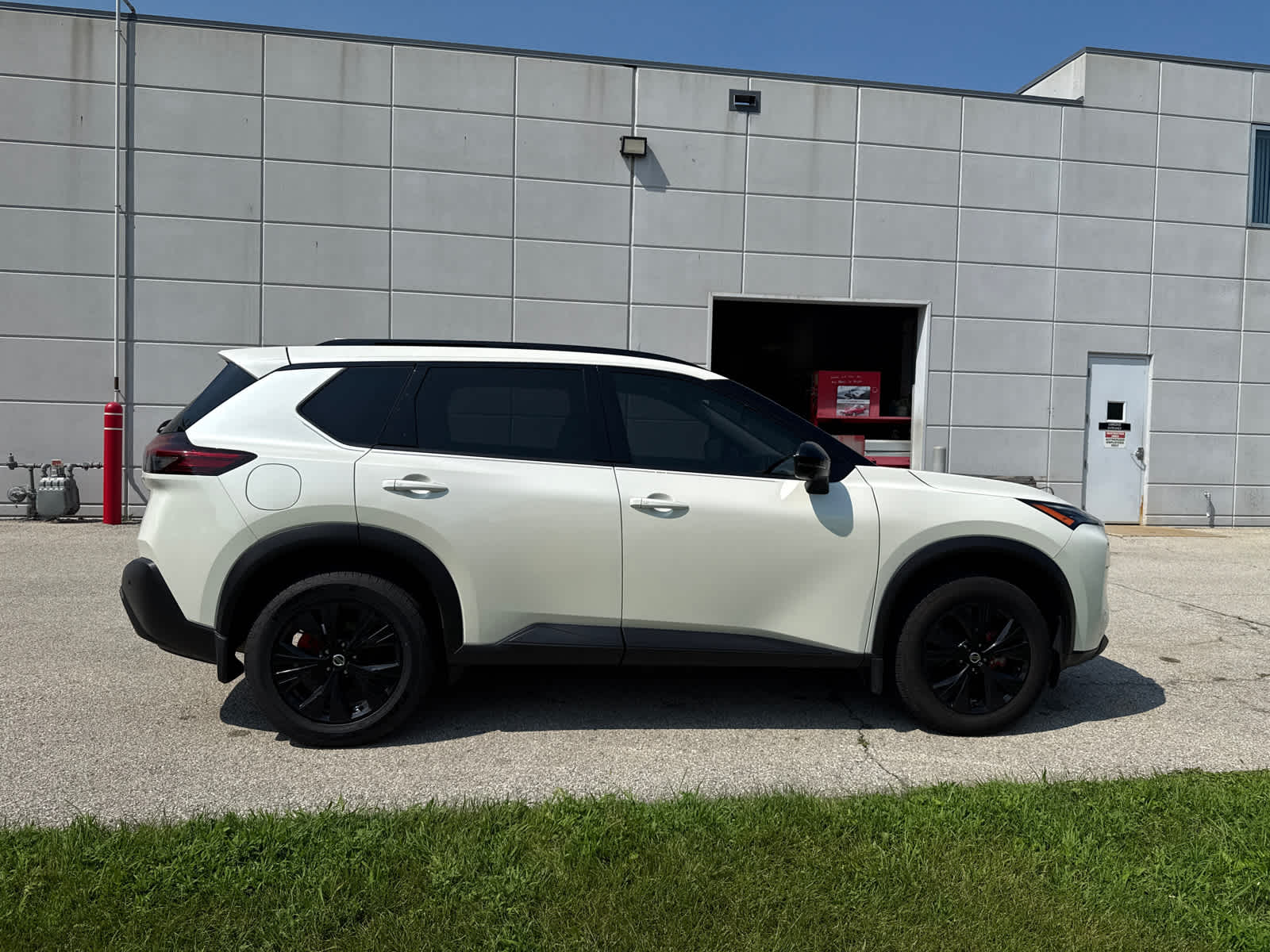 Thumbnail: 2021 Nissan Rogue - 7
