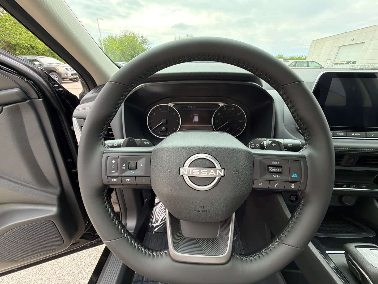 Thumbnail: 2026 Nissan Rogue - 21