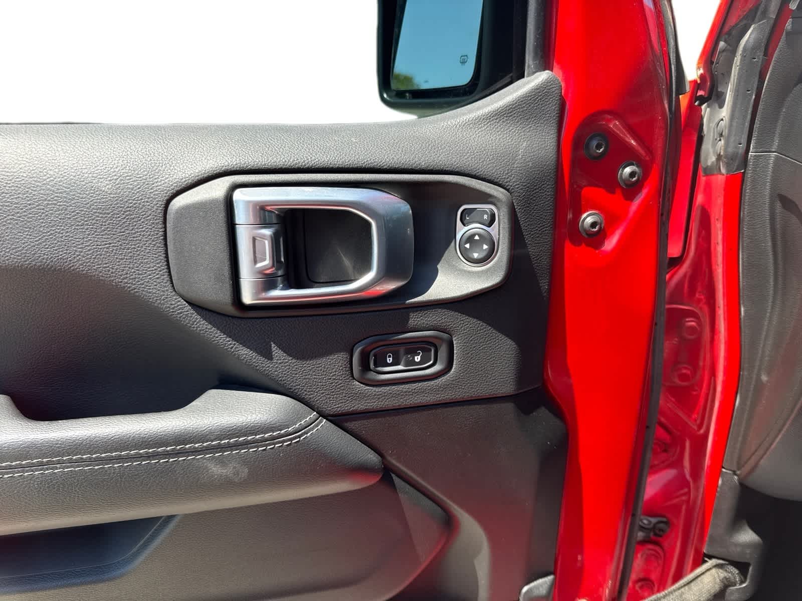 Thumbnail: 2022 Jeep Gladiator - 13