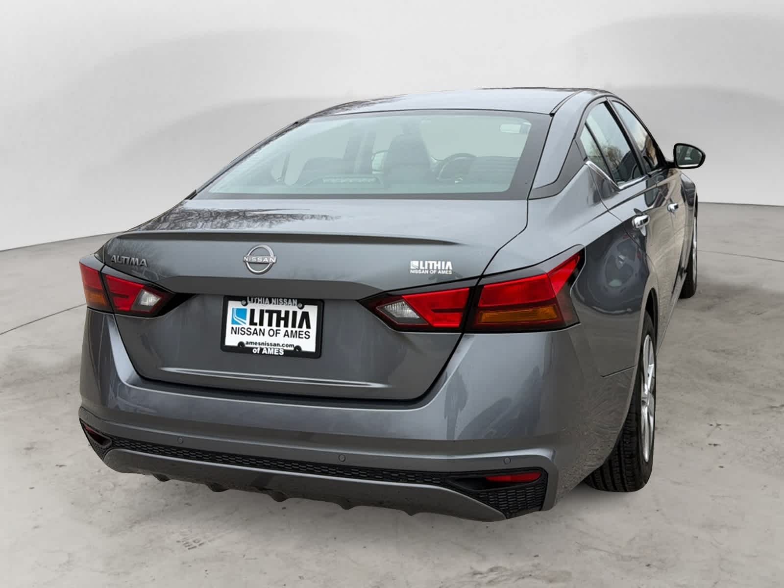 Thumbnail: 2023 Nissan Altima - 4