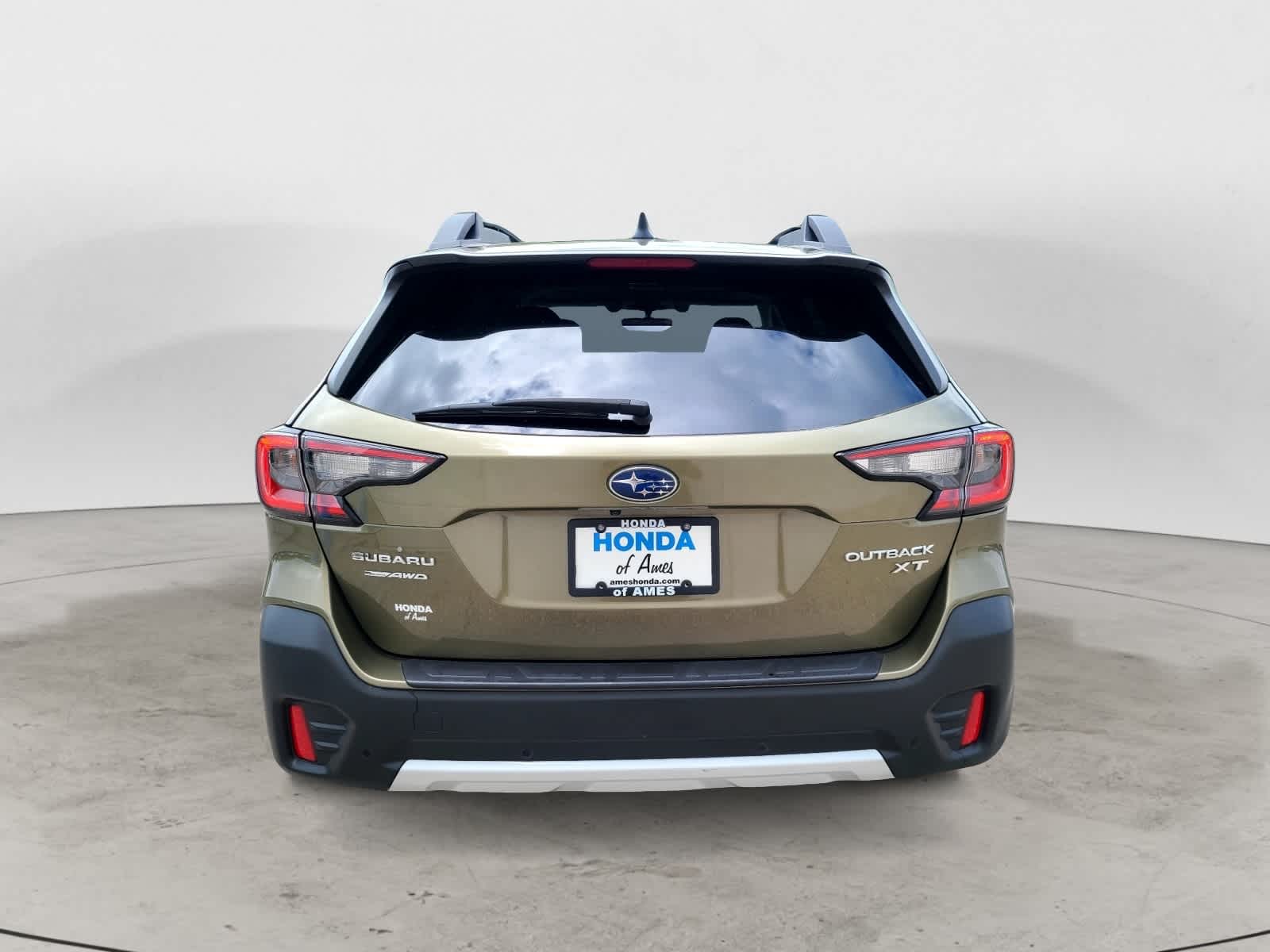 Thumbnail: 2022 Subaru Outback - 4