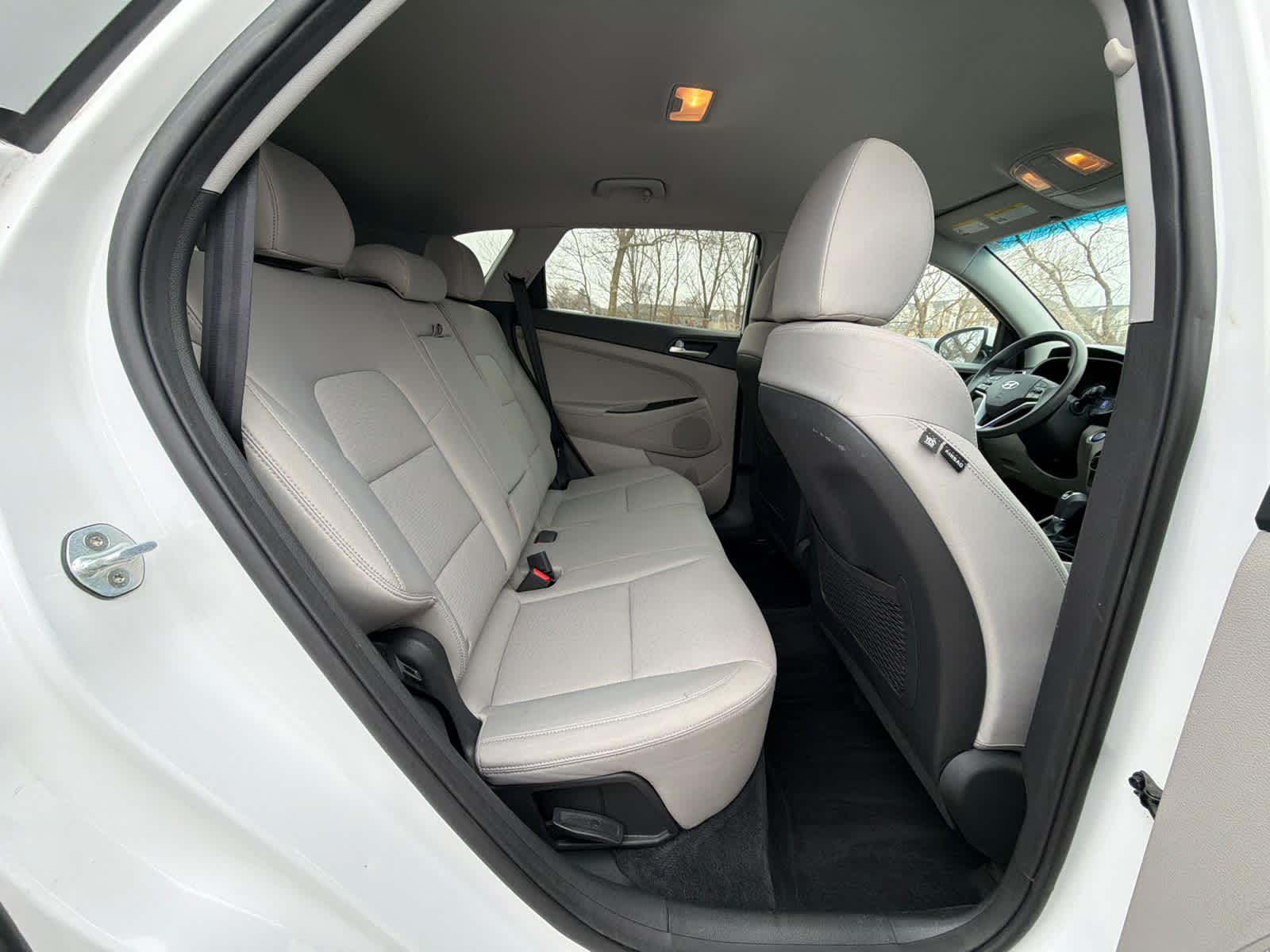 Thumbnail: 2019 Hyundai Tucson - 10