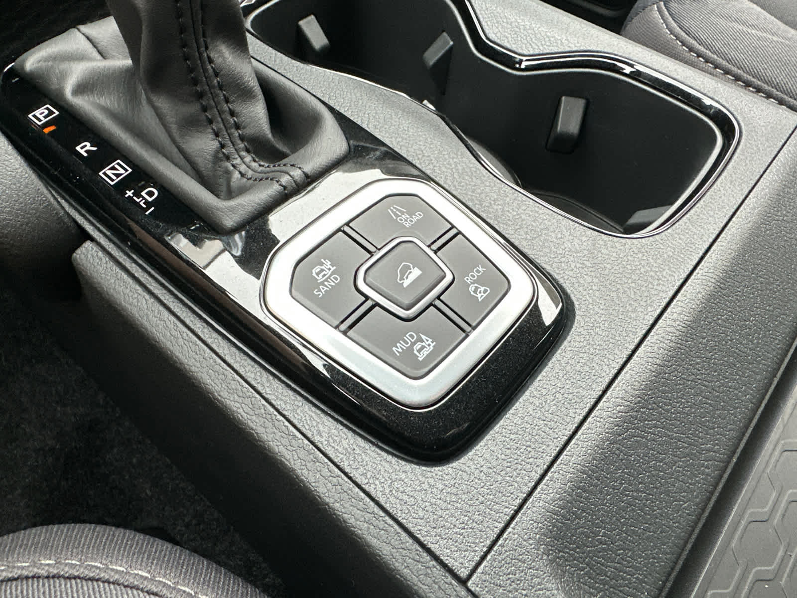 Thumbnail: 2026 Nissan Frontier - 31