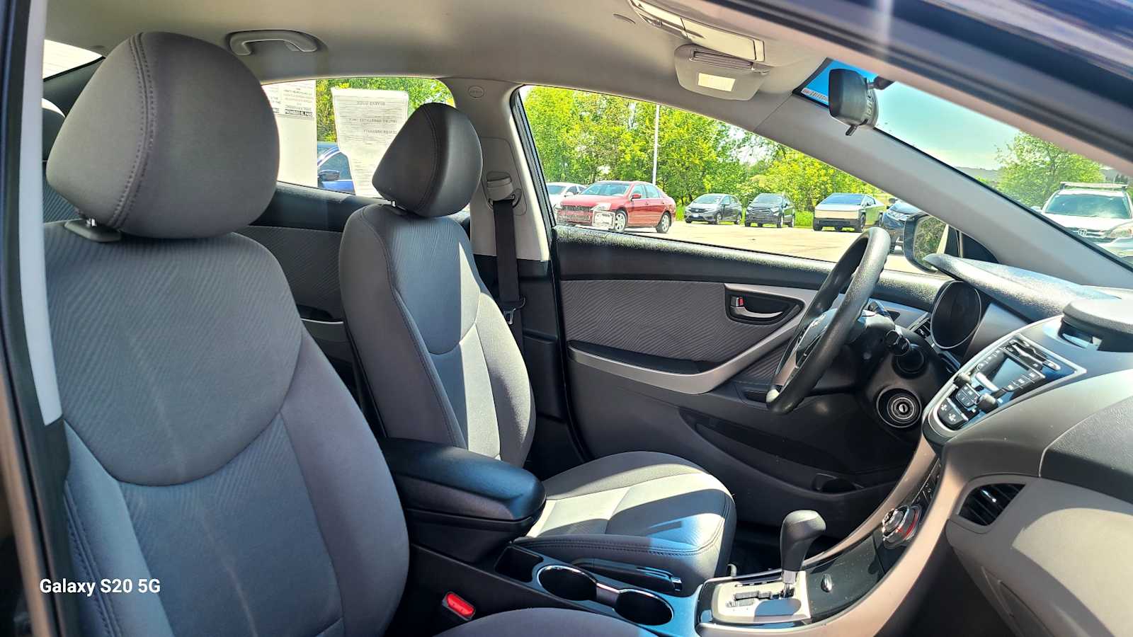 Thumbnail: 2013 Hyundai Elantra - 14